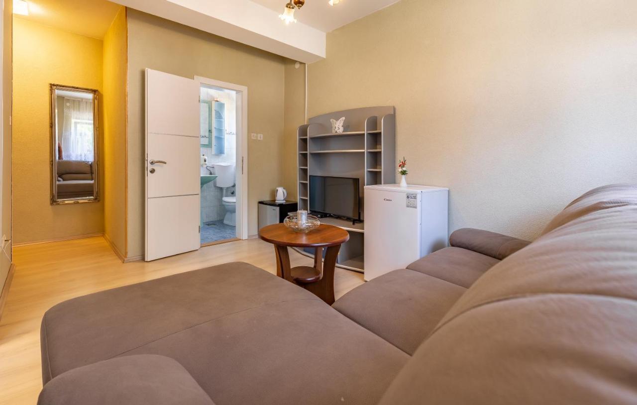 Rooms Giovanni Medulin Exterior photo
